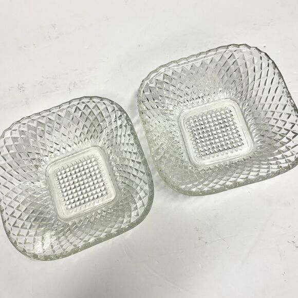 2 Vintage Indiana Clear Glass Diamond Point Sawtooth Edge 5” Square Salad Bowls - Picture 2 of 6